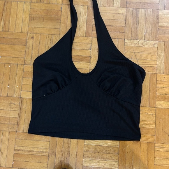 SHEIN Tops - Crop top plus size halter top